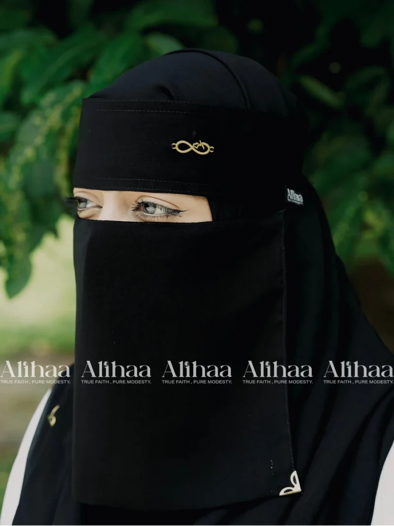 infinity pendant niqab black