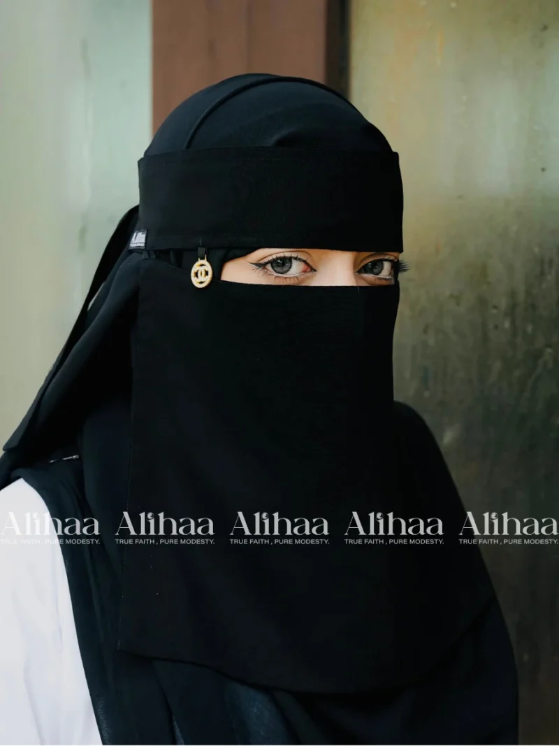 coin pendant niqab black