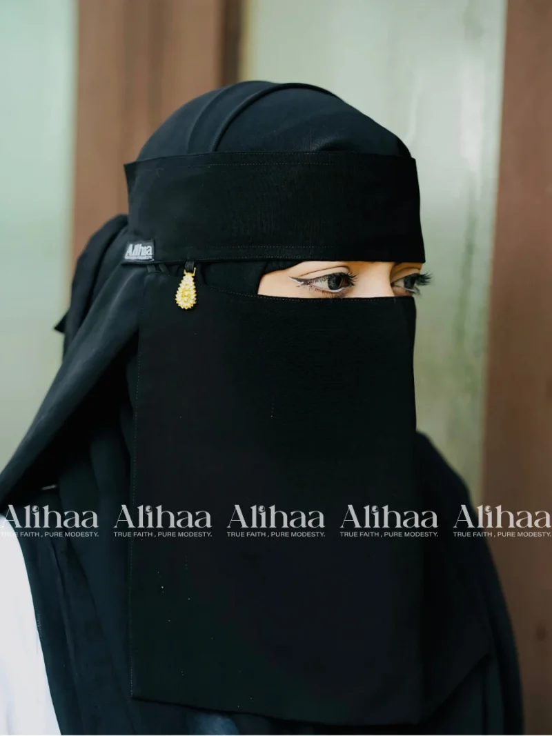 gold drop pendant niqab black